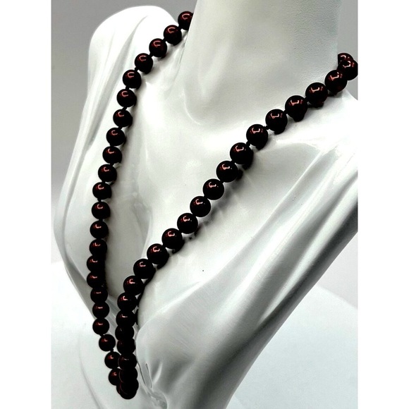 Vintage Burgundy Faux Pearl Glass Bead Necklace - Picture 2 of 7